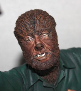 Chaney Bat Grab from Abbott & Costello Meet Frankenstein (1948)