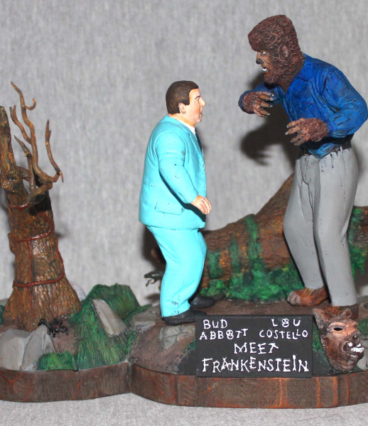 Costello and Wolf Man - The Doctor's Model Mansion